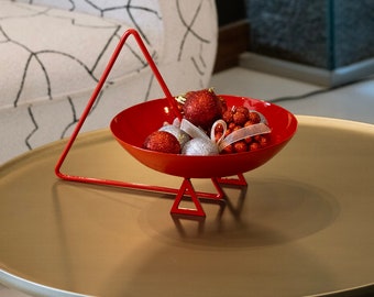 Bol fonctionnel en métal rouge pour ranger les fournitures de bureau, organiseur en métal pour une décoration de bureau élégante avec un design géométrique, décoration pour la maison et le bureau