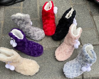 fuzzy house boots