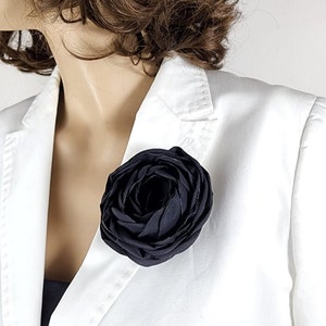 Black flower brooch, black flower pin, black rose brooch, gift for her, bridesmaid gift