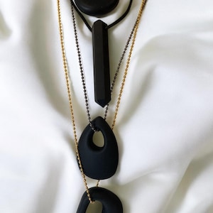 Black Silicone Chew Necklace: Modern Fidget Pendant, Anxiety Relief
