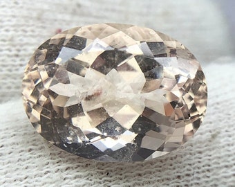 Peach Morganite Gemstone: 6.85 Carat Oval Faceted, 10.70x14.40mm