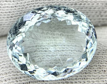 9.15 Carat Natural Aquamarine Oval Faceted Gemstone (15.20x12.60mm)