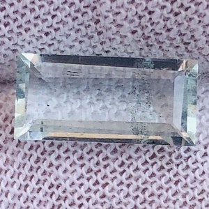 1.90 Carat Natural Blue Aquamarine Baguette Gemstone (5.70x12.00mm)