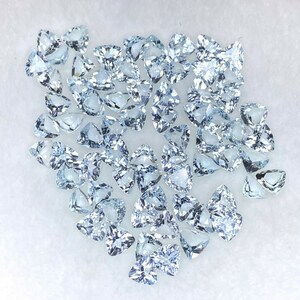 Natuurlijke aquamarijn edelsteen: 6 x 6 mm biljoen gefacetteerde loepzuivere loep, 42,58 karaat