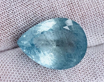 16.25 Carat Natural Aquamarine Pear Gemstone: Jewelry Making