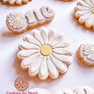 Daisy cookie stamp cookie cutter, Daisy cookie debosser cookie cutter, Daisy Flower cookie cutter, Daisy Flower cookie stamp