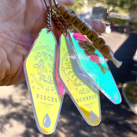 Zodiac Keychain Personalized Boho Motel Hotel Hologram Vintage Gifts, Aries Taurus Gemini Cancer Leo Virgo Libra Scorpio Capricorn Aquarius