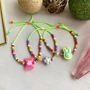 Customized Beaded Bracelets, Girls Trip Friendship Bracelets, Adjustable Colorful Festival Wristlets Gifts for Her Kids Girls Friends
