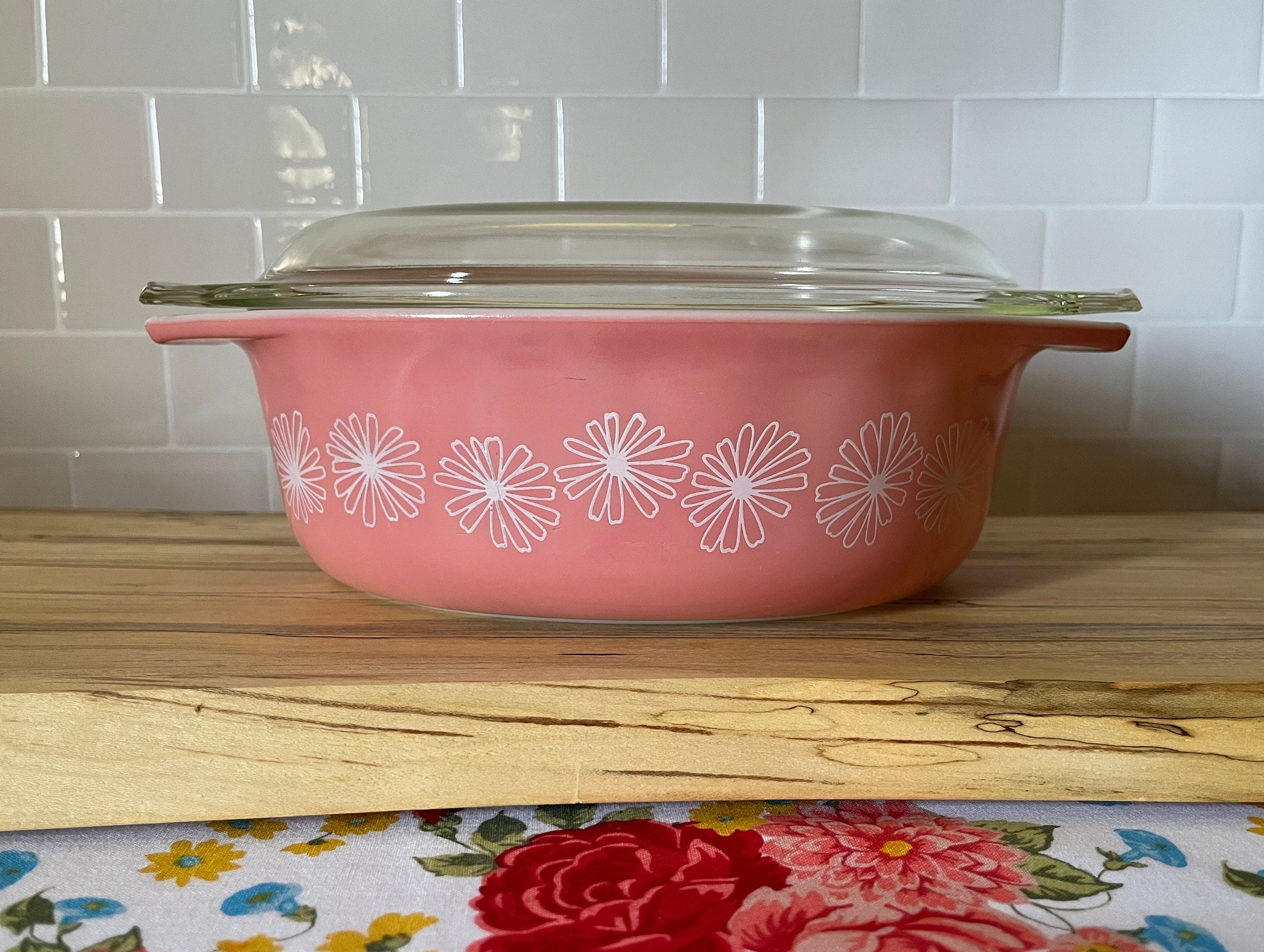 Vintage Pyrex Pink Daisy Oval Casserole Dish 043 With Lid - Etsy