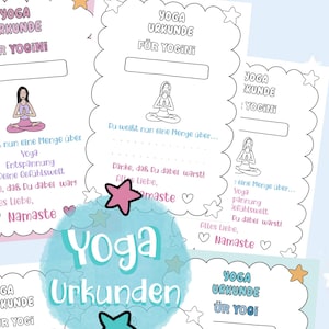 Puede incluir: Un conjunto de cuatro certificados de yoga imprimibles con un fondo de acuarela azul y rosa. Cada certificado presenta una ilustración en blanco y negro de una persona en una postura de yoga. El texto en los certificados dice "Yoga Urkunde" y "Namaste".