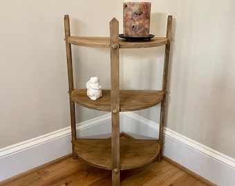 Wooden End Table / Accent Table / Patio Table / Rustic End Table / Distressed Furniture / Small Table / Farmhouse Furniture / Corner Table