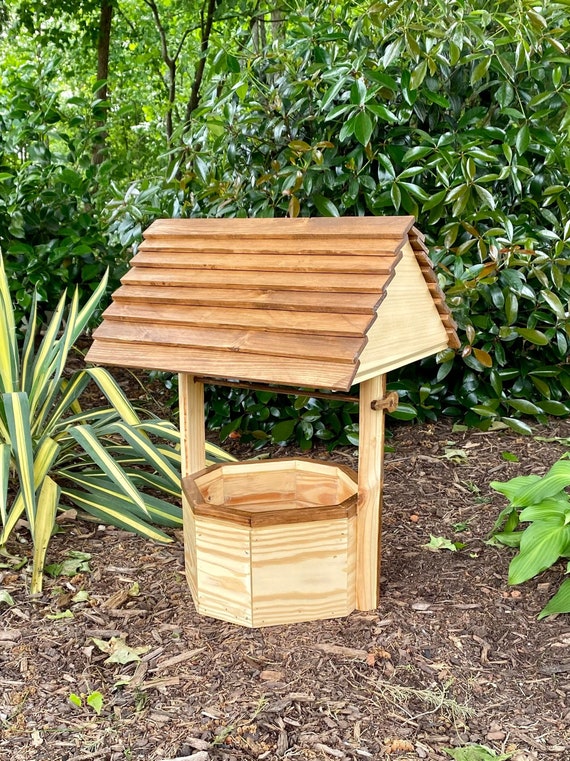 Rustic Wooden Wishing Well Outdoor Planter Home Yard