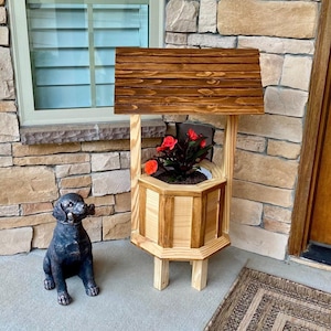 Solid Wood Wishing Well Planter Bucket / Well Planter / Handcrafted Outdoor Home Garden Decor / Solid Wood Patio Decor / Large Flower Pot