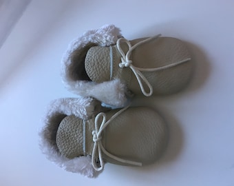 Boy Genuine Leather Moccasins, Baby Girl Shoes, Baby Shower Gift, first birthday , custom moccasain , baby gift idea
