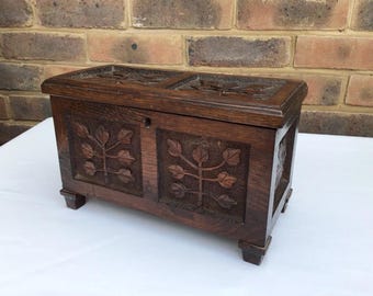 Antique English Solid Oak Box, Early 20th Century Handmade Oak Box