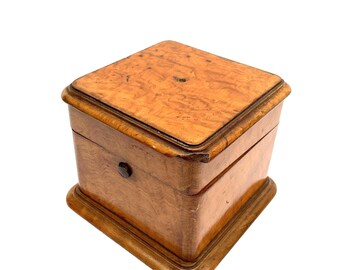 Antique 19th Century English Walnut Trinket Box.  Jewellery Box.   L. 9.5cm