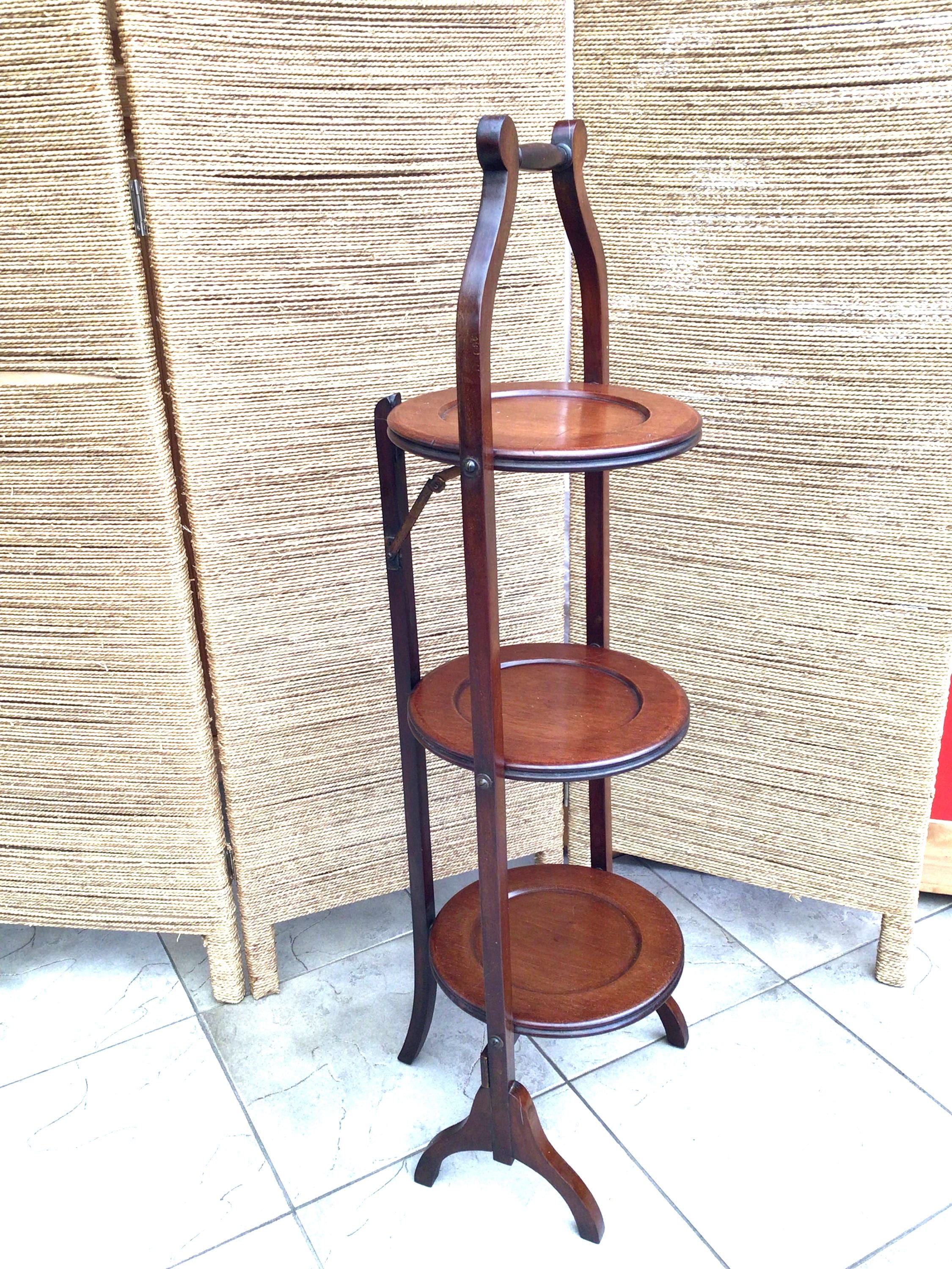 19th/early 20th Century Antique English Mahogany Cake Stand, Plant Stand.   H. 91cm