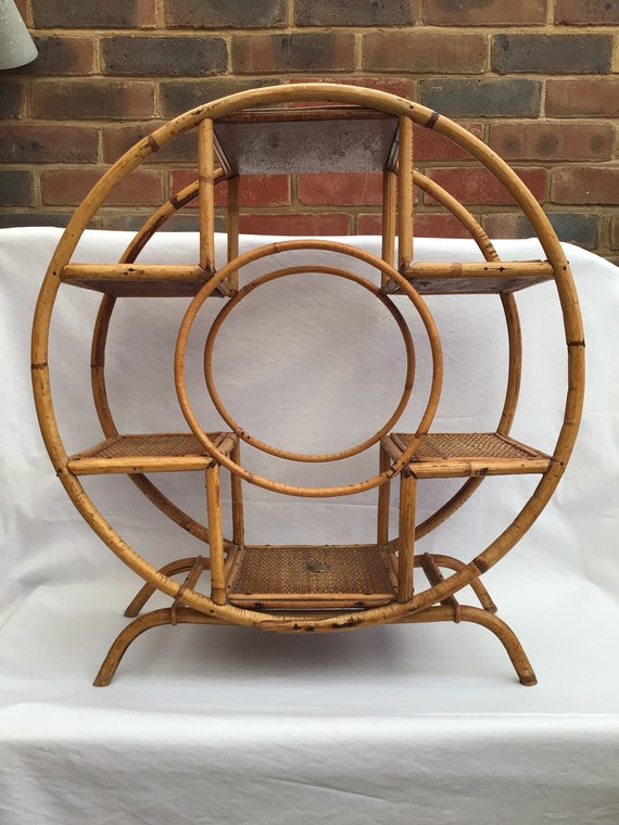 Round standing 2024 shelf unit