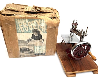 カ*ん様 英国　Harris Family No. 2 手動ミシン　アンティーク カ*ん様 英国 Harris Family No. 2 手動ミシン アンティーク