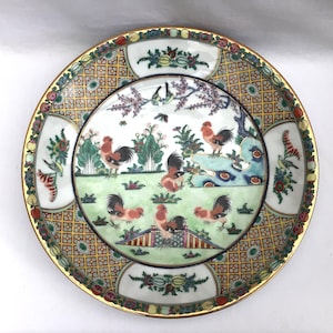 30cm Cross Large Mid 20th Century Canton Chinese Famille Rose Charger Plate.  D. 30cm