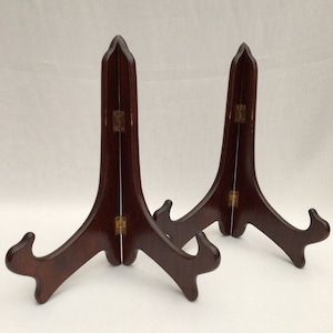 Zwei große Vintage chinesische Hartholzplatte Ausstellungsständer, Tischbild Staffelei. H 25,5 cm