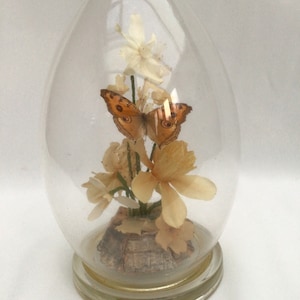 Handmade Dried Flower Butterfly Ornament in Glass Dome