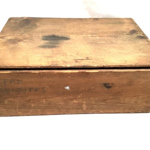 Antique Rowntrees Pine Box: Early 20th Century England (W. 29.5cm)