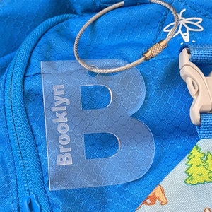 Etiqueta de iniciales de acrílico personalizada, llavero de carta de mochila de nombre de niño, etiqueta de lonchera personalizada, etiqueta de iniciales de personalización, etiqueta de guardería