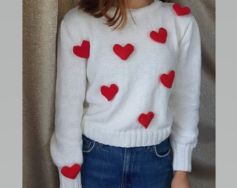 【treaturself】Treat LOVE sweater (red) treat urself Treat LOVE sweater