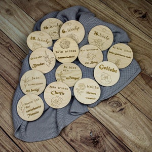 Cartes d’étape bébé gravées sur bois, première année, cadeau pour la grossesse à la naissance, cadeau bébé pour la fête de bébé pour les femmes enceintes