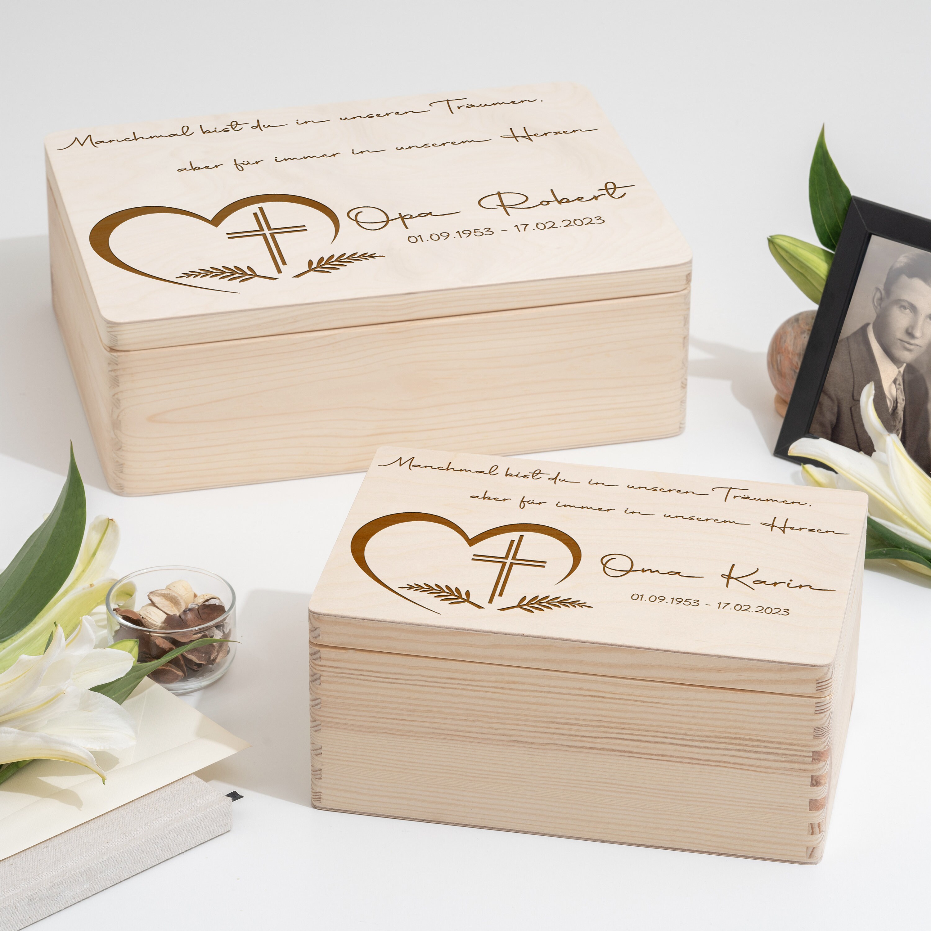 Gedenkornament Für Verstorbene Lieben – Kardinal-Motiv, Holz & Acryl, Mit Geschenkbox