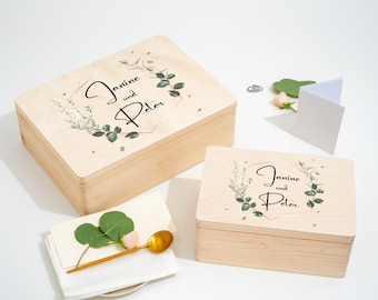 Personalized Wedding Memory Box | Wedding Gift for Married Couple, Best Man, Groom | Keepsake for the Bride and Groom | Eucalyptus Wreath + Names