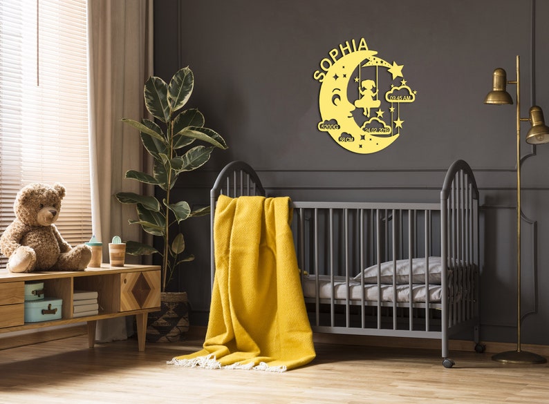 Veilleuse personnalisée Veilleuse cadeau pour bébé et enfant applique en bois pour garçons et filles balançoire lunaire avec dates de naissance Bienengelb