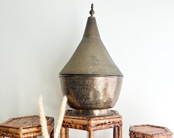 Recipiente con tapa de latón marroquí vintage