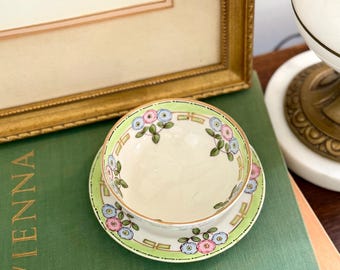 Bol y plato vintage Nippon con estampado floral verde y rosa