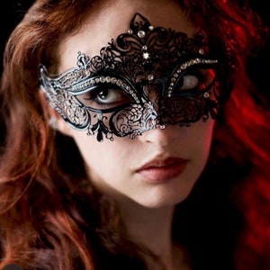Halloween Black Diamante Metal Lace Eye Mask Masquerade Party Burlesque Venetian Ball Cosplay