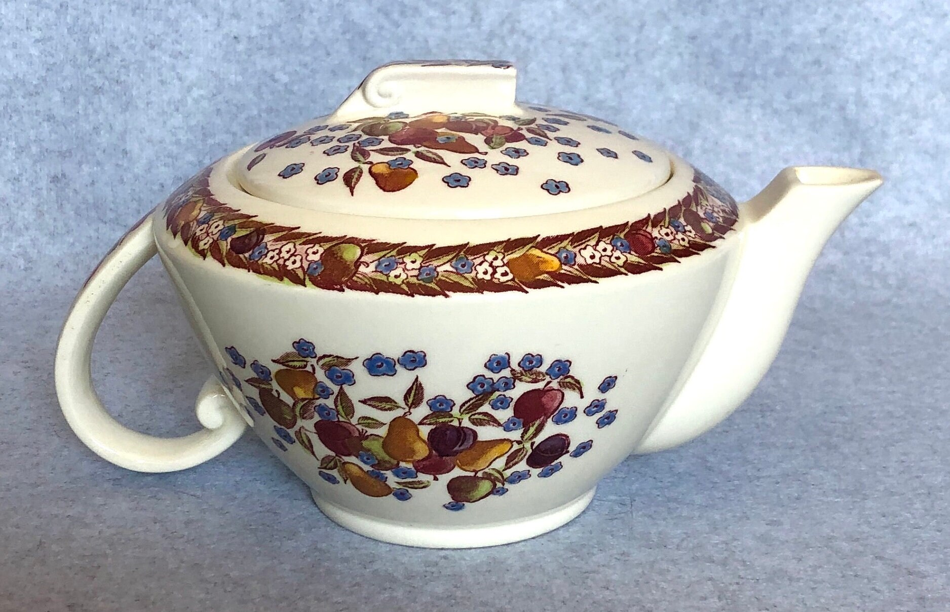 3 Cup Sherwood Teapot - Carolina Parakeet Tea and Gifts