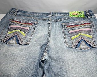 PEPE Jeans London Embroidered Details Throughout Y2K Rare 38x30 Wide Leg Mid Rise 90’s No Rips Or Tears