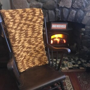 Vintage 1970’s handmade crocheted Afghan