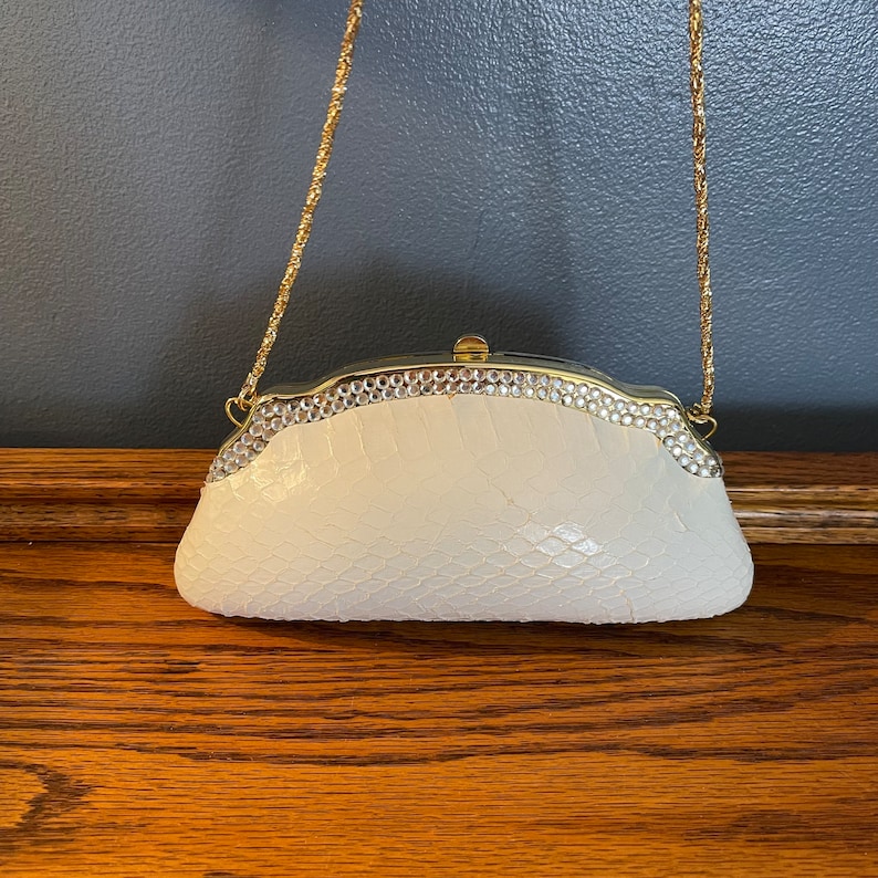 White Vintage Hard Case Clutch Chain Strap Vintage Clutch White Vintage