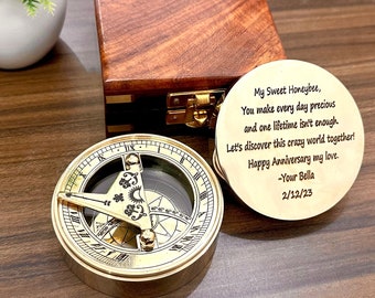 Personalisierter Arbeitssonnenuhr Kompass, gravierter Kompass, Jahrestagsgeschenk Kompass, Kompass für Ehemann, Valentinstaggeschenk, Paare Geschenk