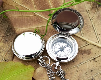 Silberner handgemachter Kompass, personalisierter Kompass, funktionaler Kompass, individuell gravierter Kompass, Geschenk zum Abschluss, Geschenk zum Ruhestand