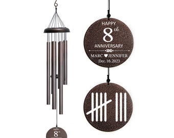 Windspiel zum 8. Hochzeitstag, Geschenk zum Jahrestag, personalisiertes Windspiel zum Jahrestag, Jahrestagsgeschenk für den Ehemann, 8 Hochzeitstag eingravierte Schlagstriche