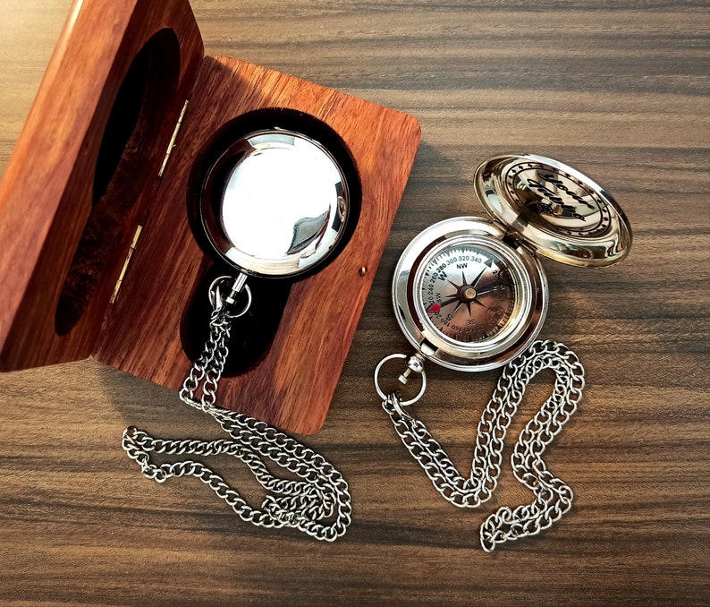 Personalisierter Arbeitskompass, individueller gravierter Kompass, silberner handgemachter Kompass, Jahrestagsgeschenk Kompass, Kompass für Ehemann, Geschenk für Sohn Bild 1