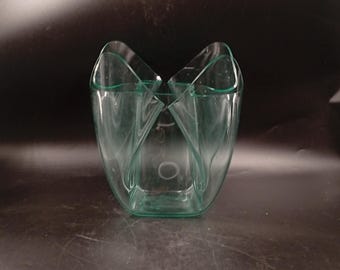 Vintage Plexiglas Handkerchief Vase Pietro Chiesi for Guzzini Space Age 70s 80s Lucite Post Modernist