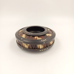 Empty pockets old colonial ashtray in ebony and porcupine thorns Art Deco curiosity circa 1920