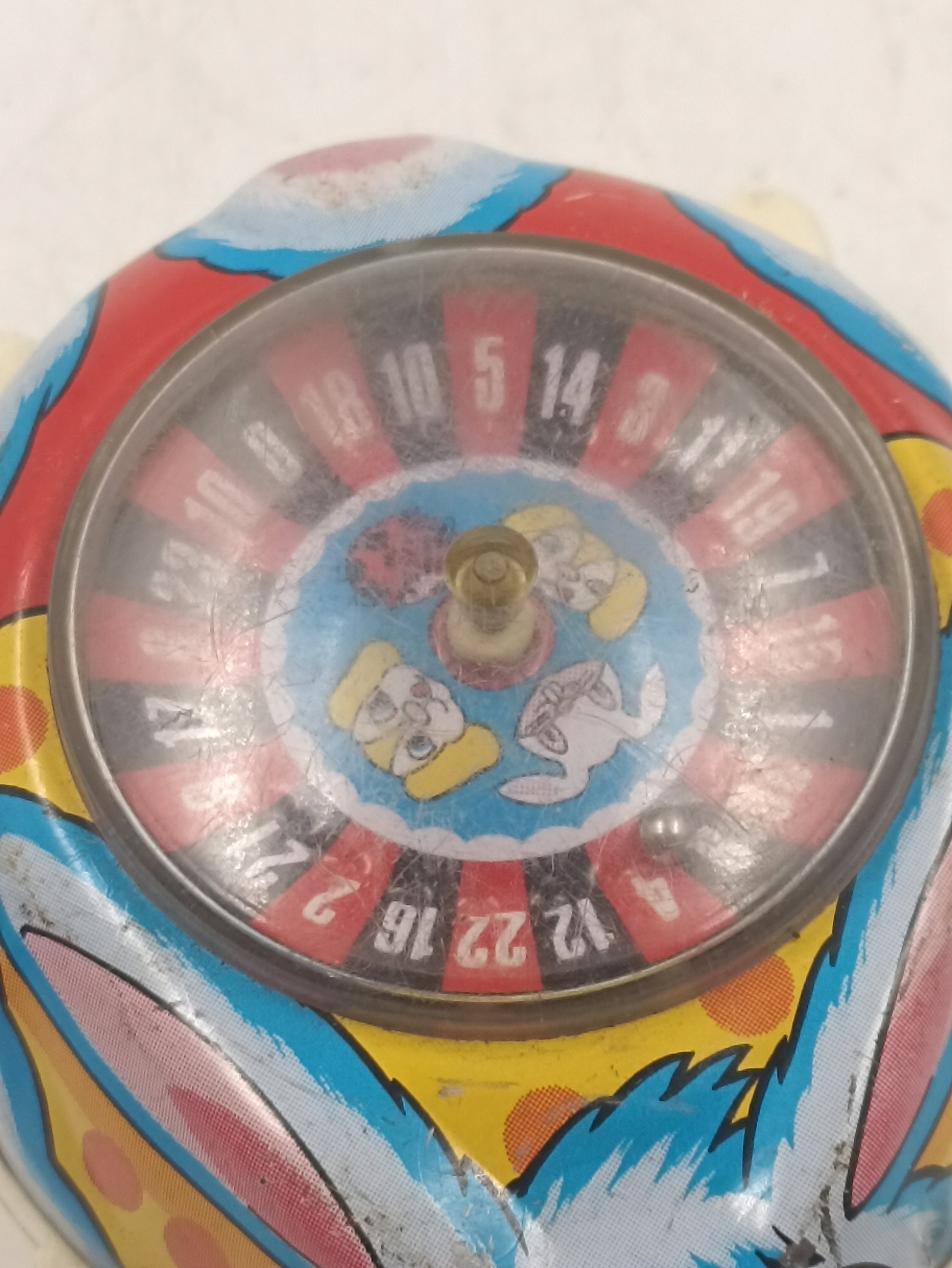 Old Rabbit Toy Lithographed Sheet Metal Roulette Game Made in Japan Vintage 60's Café Casino