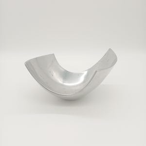 Vintage Freeform Post-Modernist Polished Aluminum Bowl, 1980s, Michael Lax minimalist design