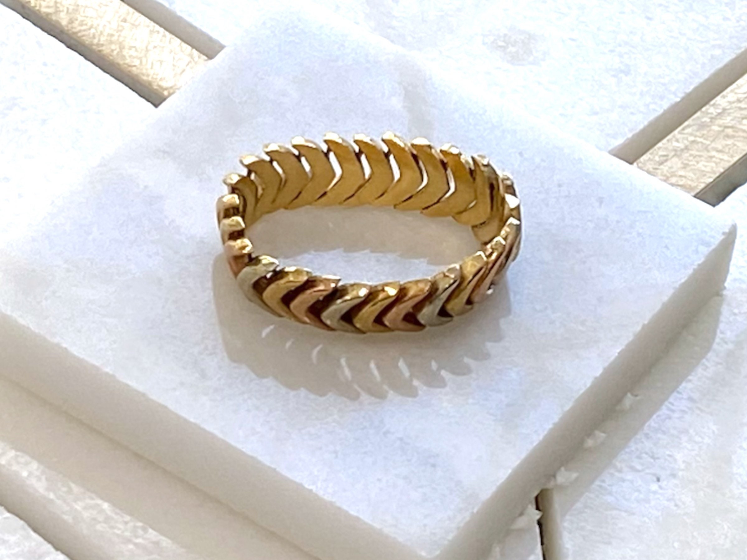 Cartier 2024 twist ring