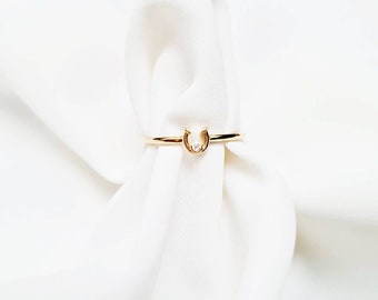 Horseshoe Stone Ring,Horseshoe Stone  Hands Ring,Two Hand Gold Ring,Hand Ring,Gift Ring,Mother's Day,Minimalist Ring,Open Hand Ring